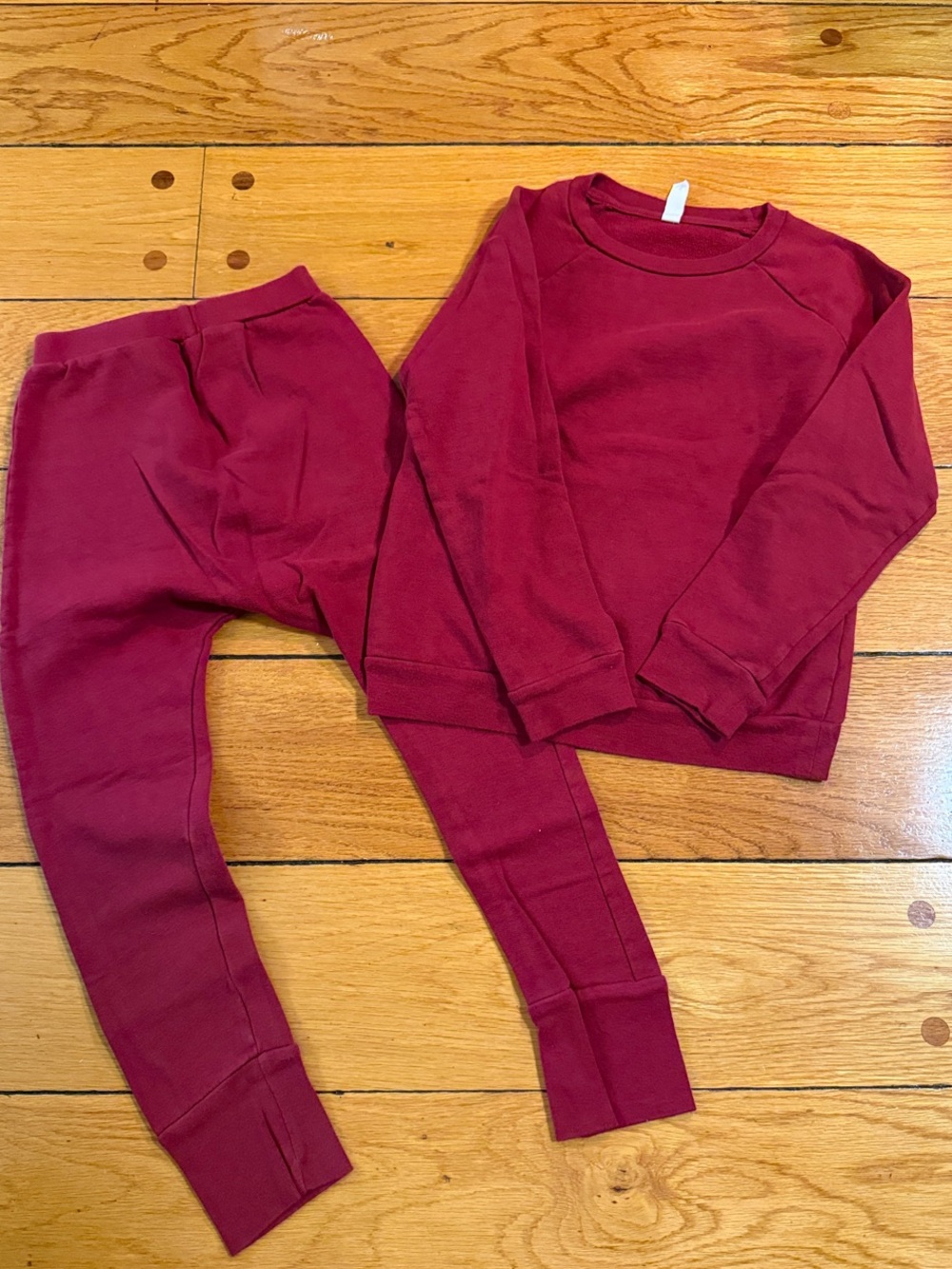 Kids Cozy Jogger Set in Burgundy - Sweatshirt & Sweatpants